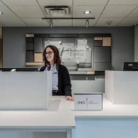Holiday Inn Express Hotel & Suites Saint - Hyacinthe By Ihg المظهر الخارجي الصورة