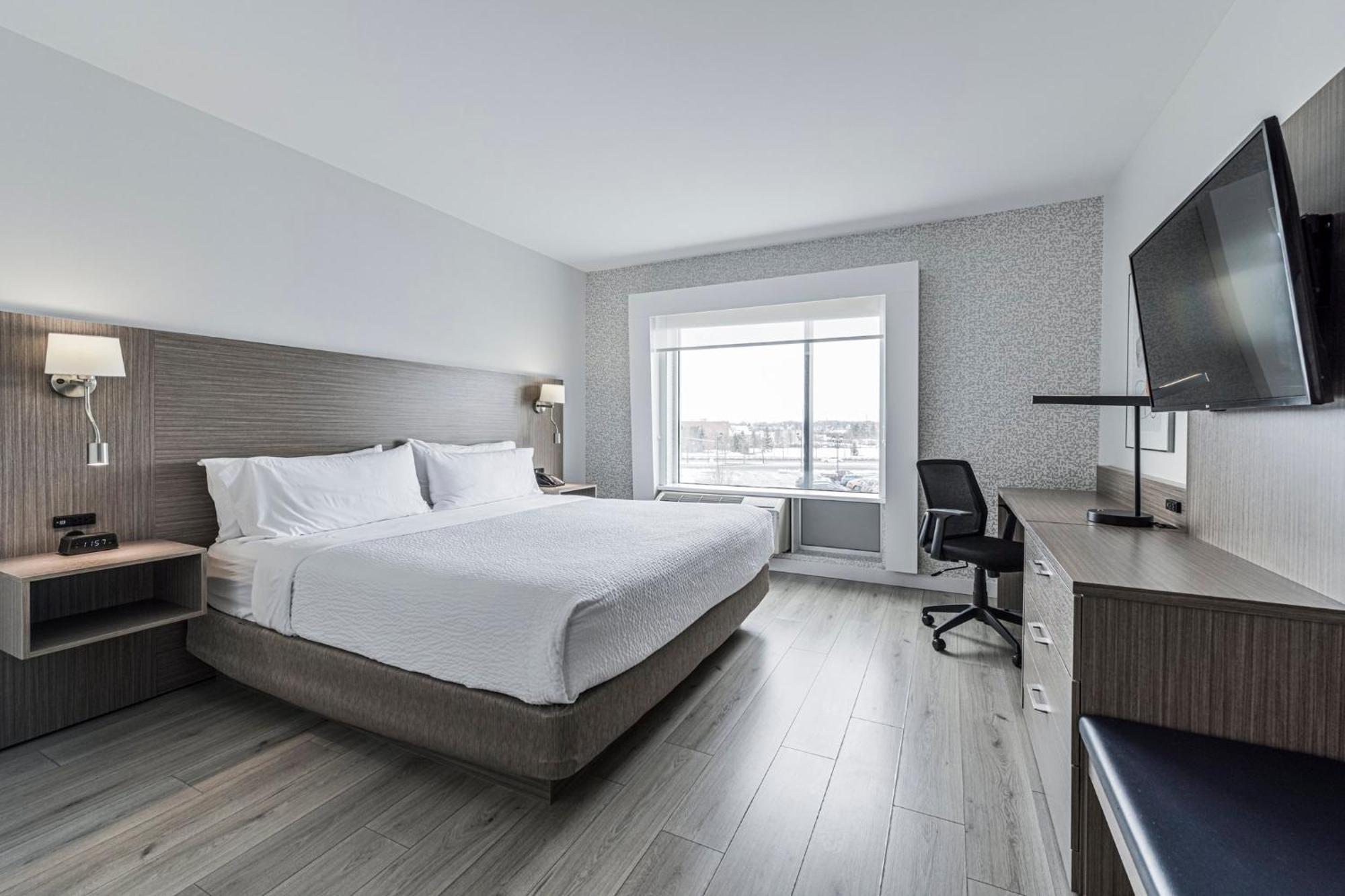 Holiday Inn Express Hotel & Suites Saint - Hyacinthe By Ihg المظهر الخارجي الصورة