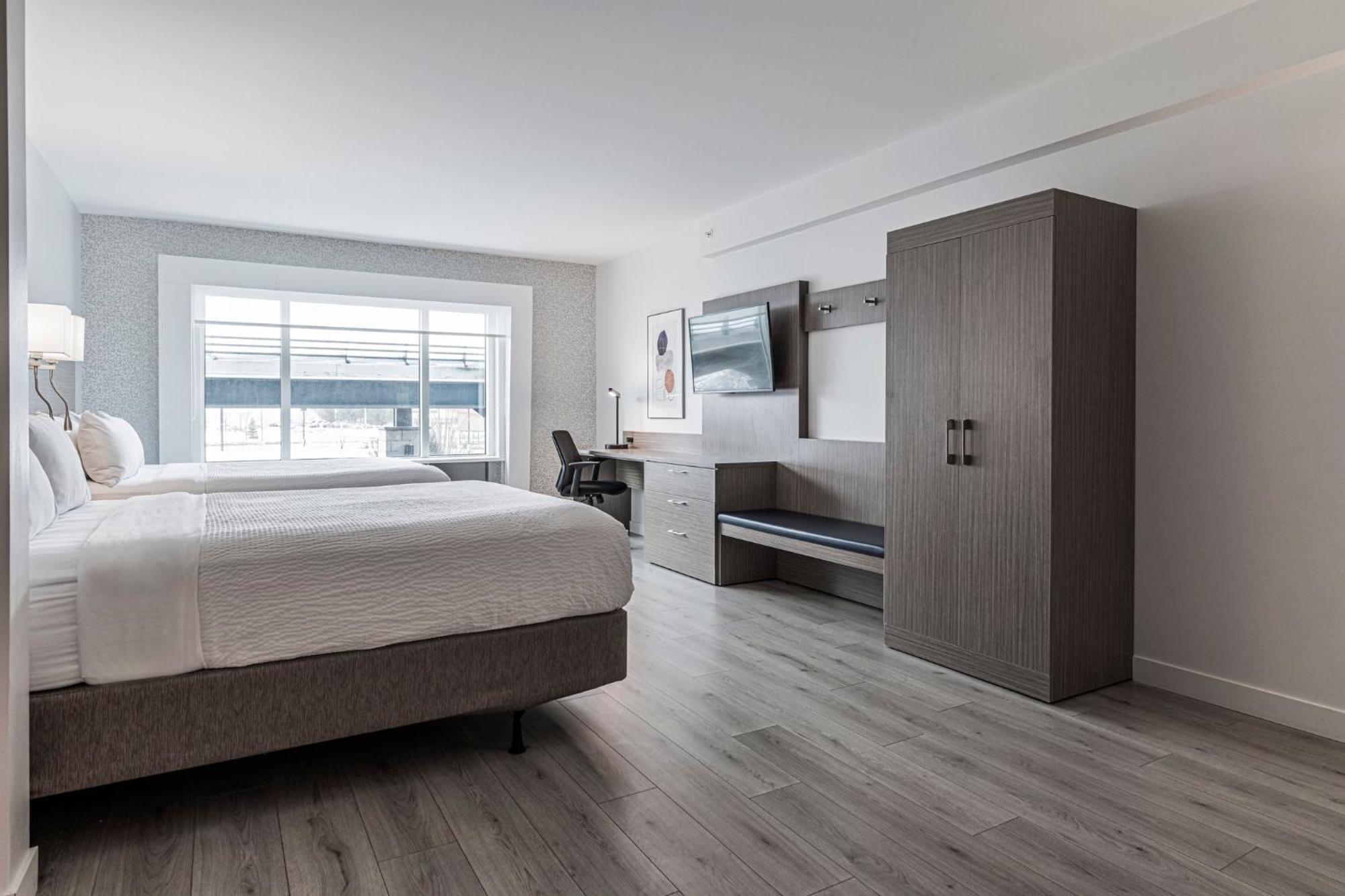 Holiday Inn Express Hotel & Suites Saint - Hyacinthe By Ihg المظهر الخارجي الصورة